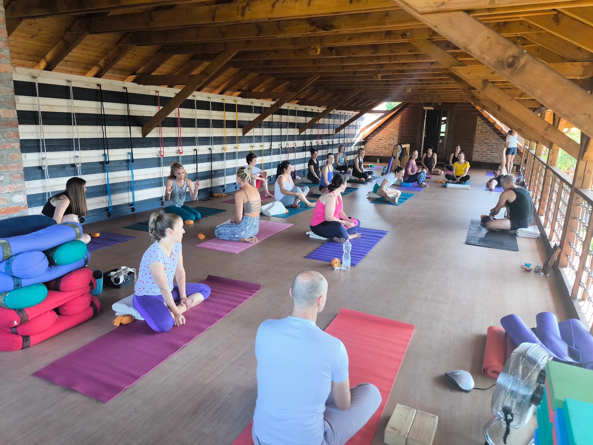 VI. Iyengar jóga nap – 2. kép